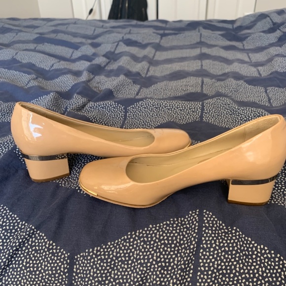 Stella McCartney patent leather low heel pump - Picture 7 of 10